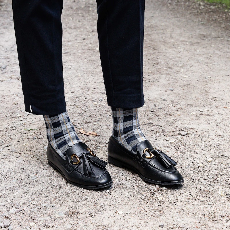 Chaussettes femme TARTAN Marine – Maison BROUSSAUD – Image 2