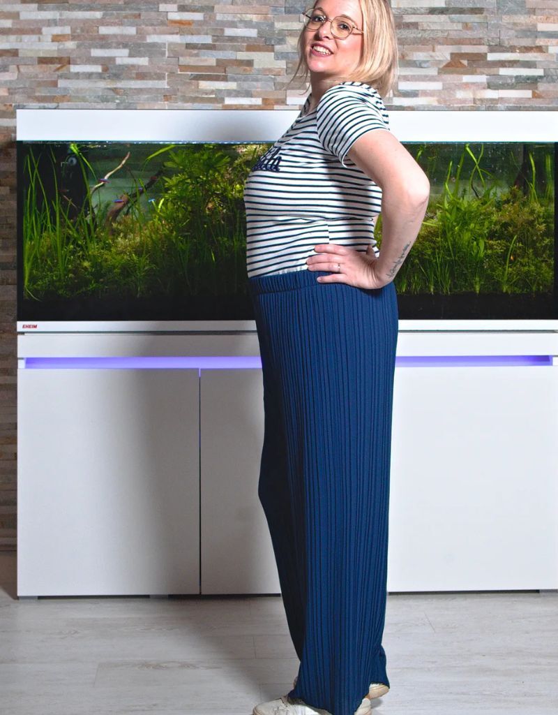 Pantalon plissé fluide marine – Image 4